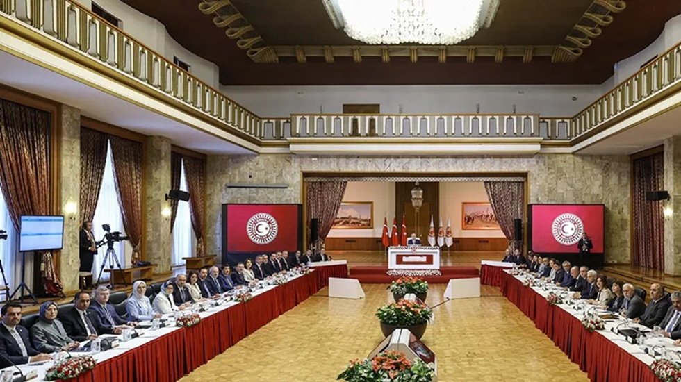 Komisyonun boş koltukları AKP, CHP ve DEM Parti’ye gitti