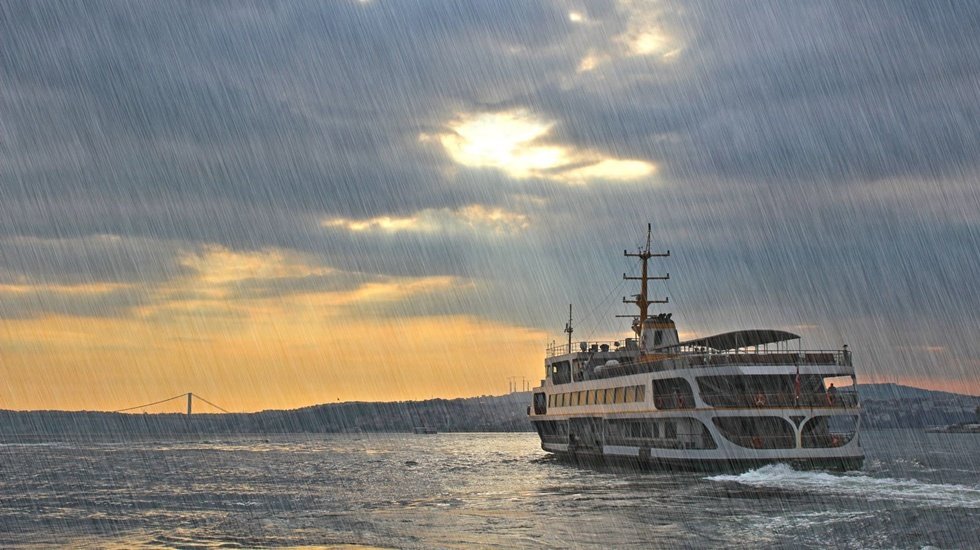 AKOM’dan İstanbul için kuvvetli poyraz ve sağanak alarmı