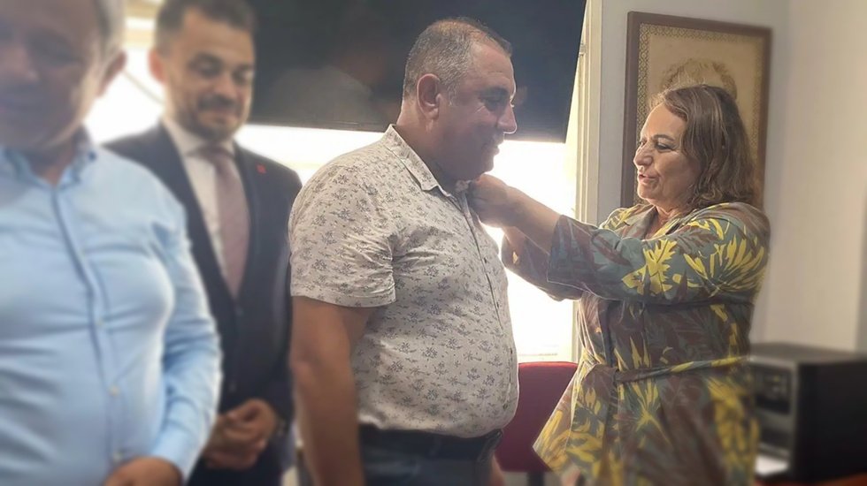 AKP’den istifa edip CHP’ye katılan Meclis üyesi: Tüm yoldaşlara selam olsun...