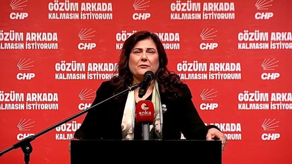 Özlem Çerçioğlu 'dürüstlük' temalı açıklamasıyla CHP'den istifa etti