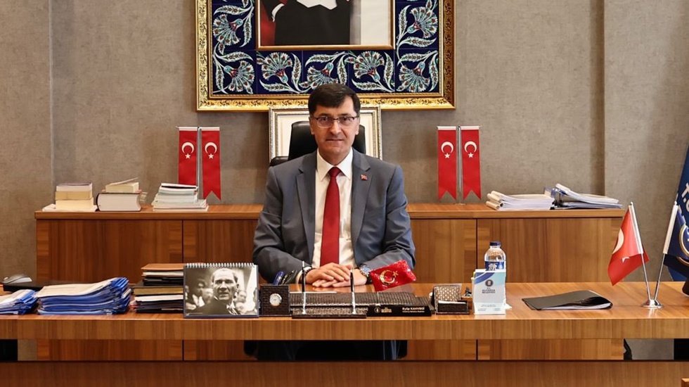 AKP'ye geçeceği iddia edilen Kütahya Belediye Başkanı’ndan yalanlama