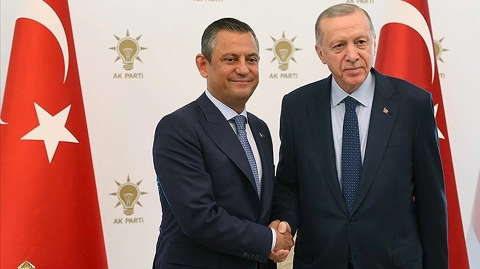 Erdoğan'dan Özgür Özel'e 1 milyon TL'lik tazminat davası!