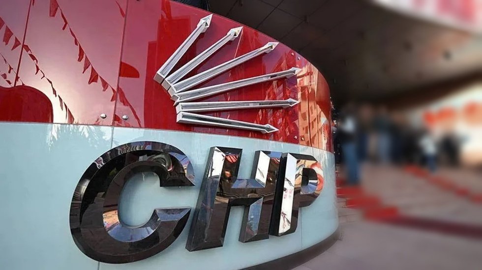CHP’yi yönetenler için en tehlikeli senaryo: “Tedbiren” görevden uzaklaştırma"