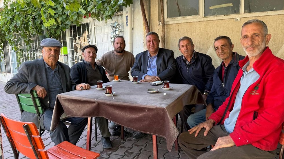 Konuşmaktan &ccedil;ekinen vatandaş: &lsquo;Konuşursak bizi de Silivri zindanına atarlar&rsquo; diyor