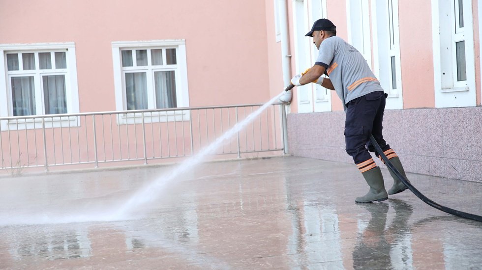 Küçükçekmece'de okullar yeni eğitim öğretim yılına hazır