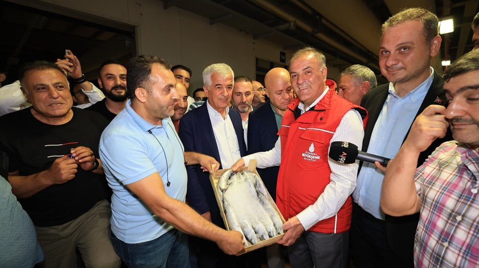 Nuri Aslan: Yolunuz, bahtınız açık olsun. Haydi rasgele. Vira Bismillah...