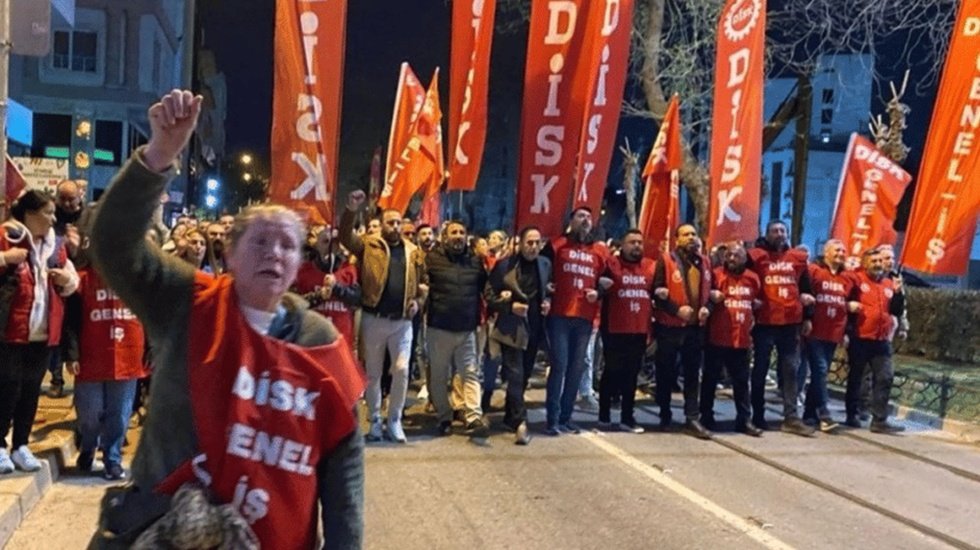 Sendikacılara 'Cumhurbaşkanı Erdoğan'a hakaret'ten ev hapsi