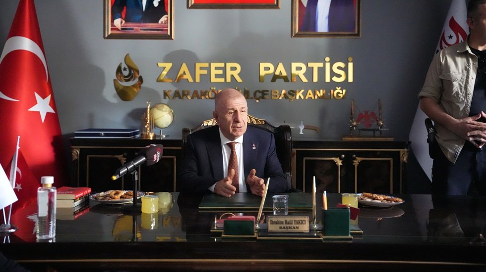 &Uuml;mit &Ouml;zdağ: &ldquo;T&uuml;rkiye&rsquo;ye yapılan g&ouml;&ccedil; konusundaki haksızlığa T&uuml;rk milleti hayır diyor&rdquo;