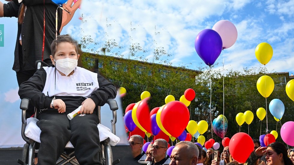 Balonlar ‘Atlas’ için gökyüzüne bırakıldı