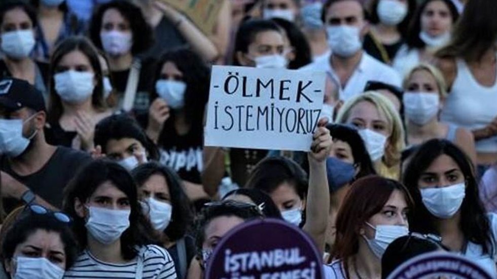 282 kadın&nbsp;&ouml;ld&uuml;r&uuml;ld&uuml;, 287 kadın ise ş&uuml;pheli&nbsp;şekilde&nbsp;&ouml;l&uuml; bulundu...