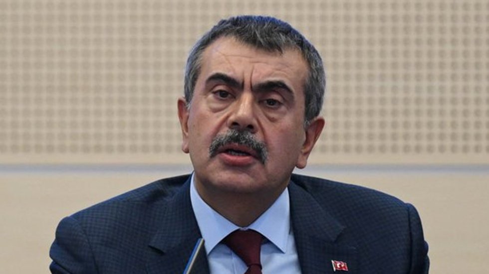 Bakan Tekin'den 'selefi andı' sorusuna yanıt: Meşru ilkelere uymayan, gayri hukuki şeyleri olabilir