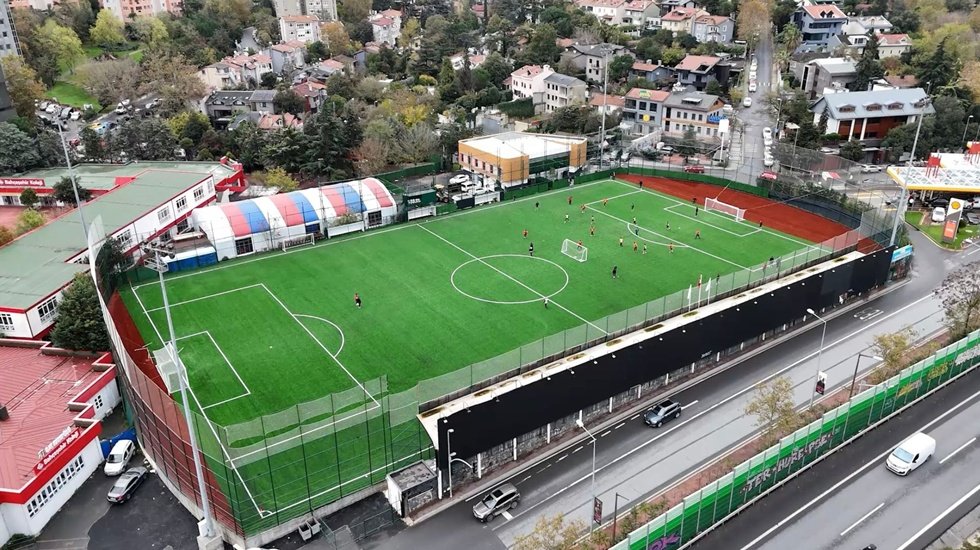 Beşiktaş İsmet İnönü Spor Tesisi yenilenerek hizmete açıldı