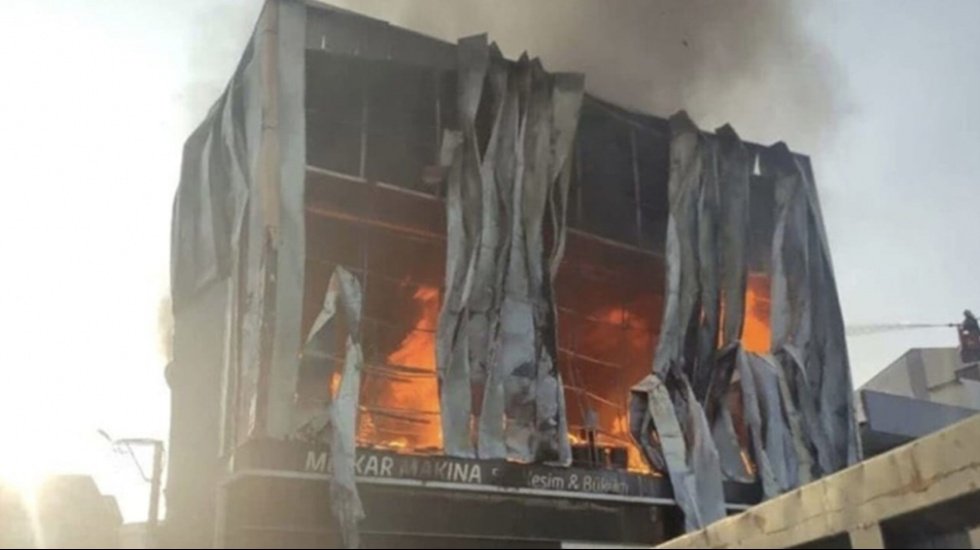 Dilovası&rsquo;ndaki yangınında can kaybı 7&rsquo;ye y&uuml;kseldi