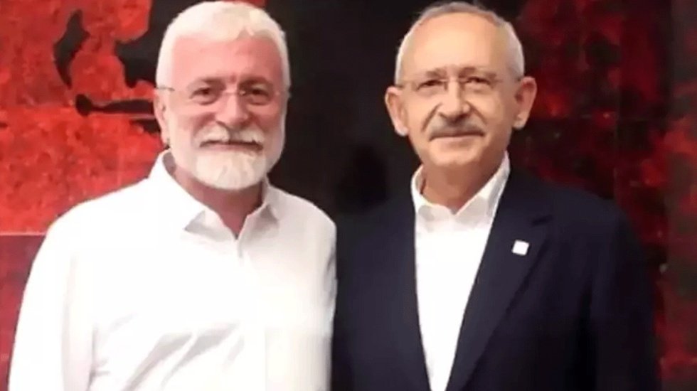 Ge&ccedil;mişte CHP'nin se&ccedil;im şarkılarını yapan, aday g&ouml;sterilmeyince k&uuml;sen Onur Akın&rsquo;dan Kılı&ccedil;daroğlu s&ouml;zleri...