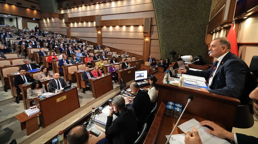 İBB&rsquo;nin 2026 konsolide b&uuml;t&ccedil;esi 609 milyar...