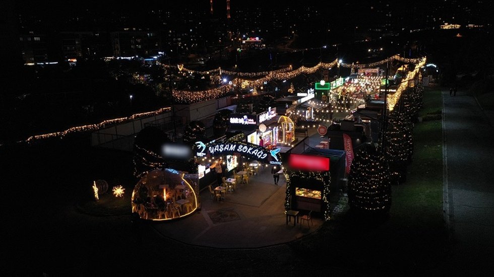 Beylikd&uuml;z&uuml; &lsquo;Kış Festivali&rsquo; t&uuml;m hızıyla devam ediyor