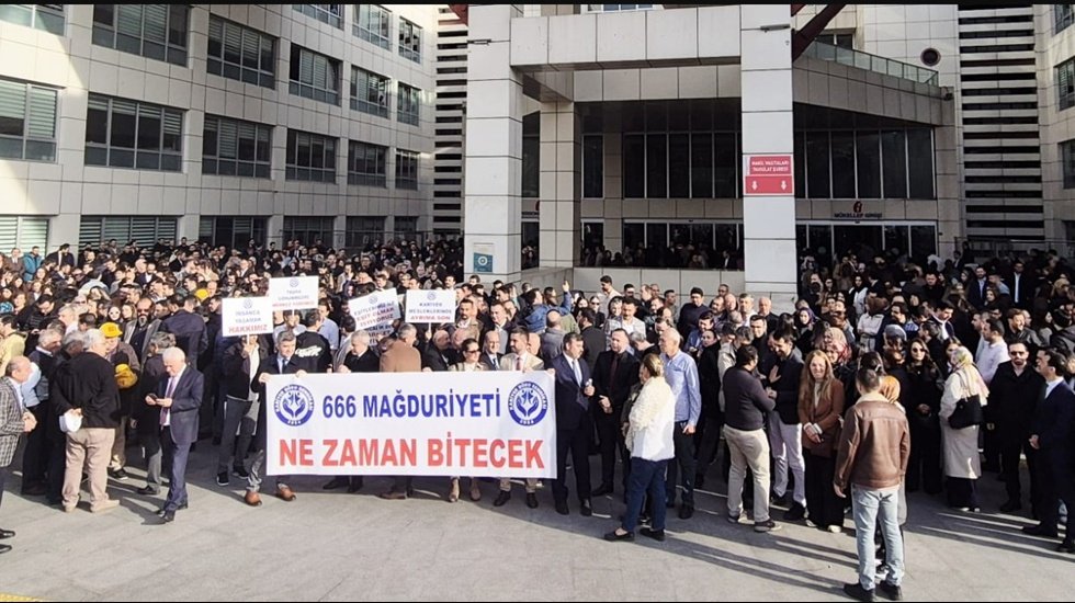 Biri yer biri bakar&hellip;! Aynı kurumda aynı işe 55 bin TL maaş farkı...