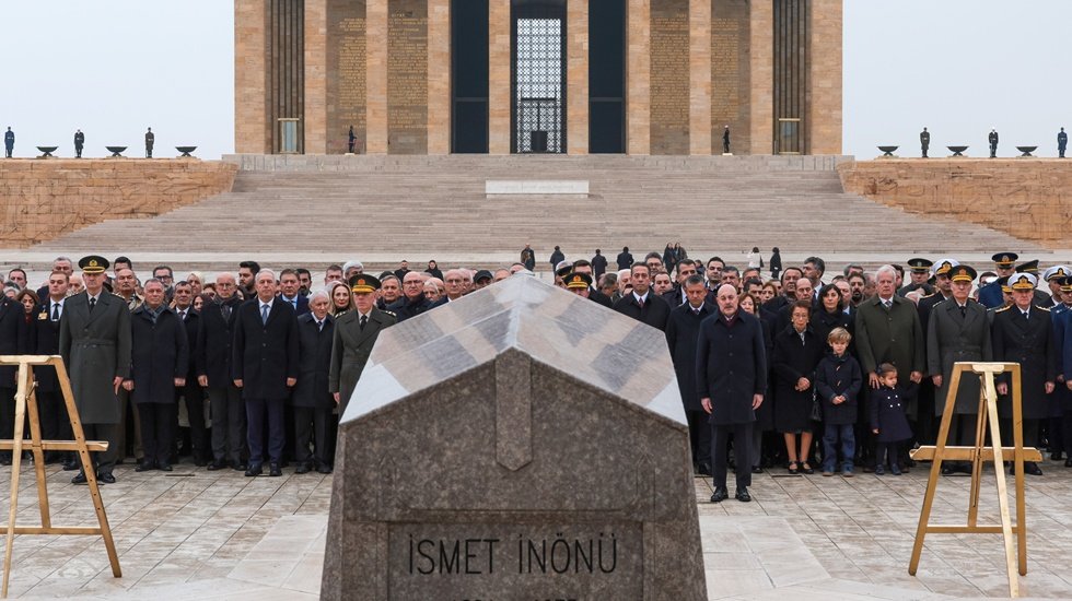 İsmet İn&ouml;n&uuml;, vefatının 52&rsquo;nci yılında anılıyor&hellip;