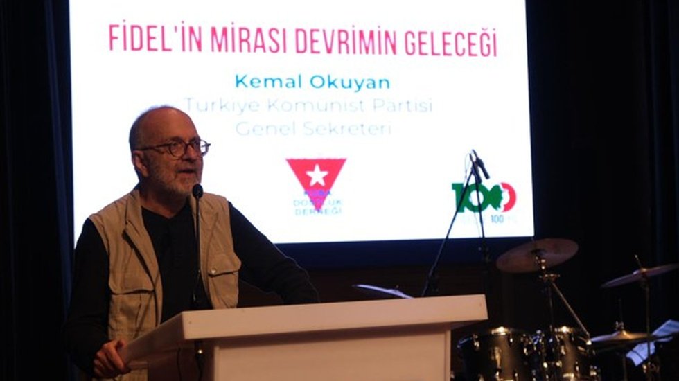 K&uuml;ba dostları İstanbul&rsquo;da buluştu...