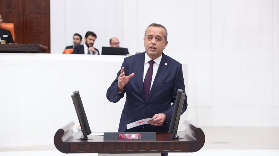 Kaya: " İktidar Milletimize Sırtını D&ouml;nd&uuml;, Emekli Et Yemeyi Unuttu!"