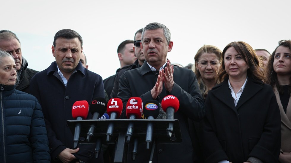 &Ouml;zg&uuml;r &Ouml;zel: Erdoğan'ın rakibi diye bir kişinin 31 sene &ouml;nce aldığı diploma iptal edilir mi?