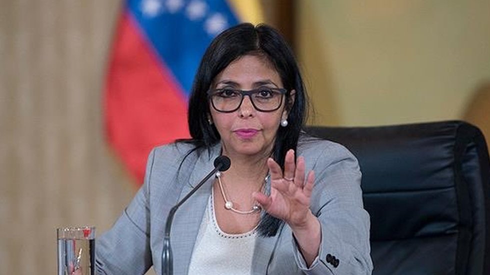 Venezuela&rsquo;da ge&ccedil;ici devlet başkanı Delcy Rodr&iacute;guez oldu