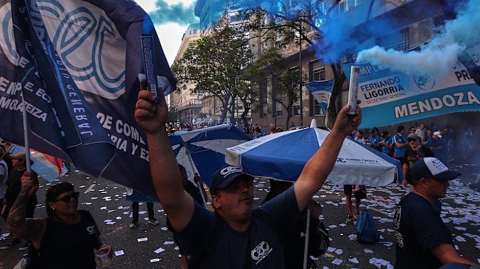 Arjantin&rsquo;de "Genel Grev": İş&ccedil;iler "K&ouml;lelik" Yasalarına Karşı Ayakta