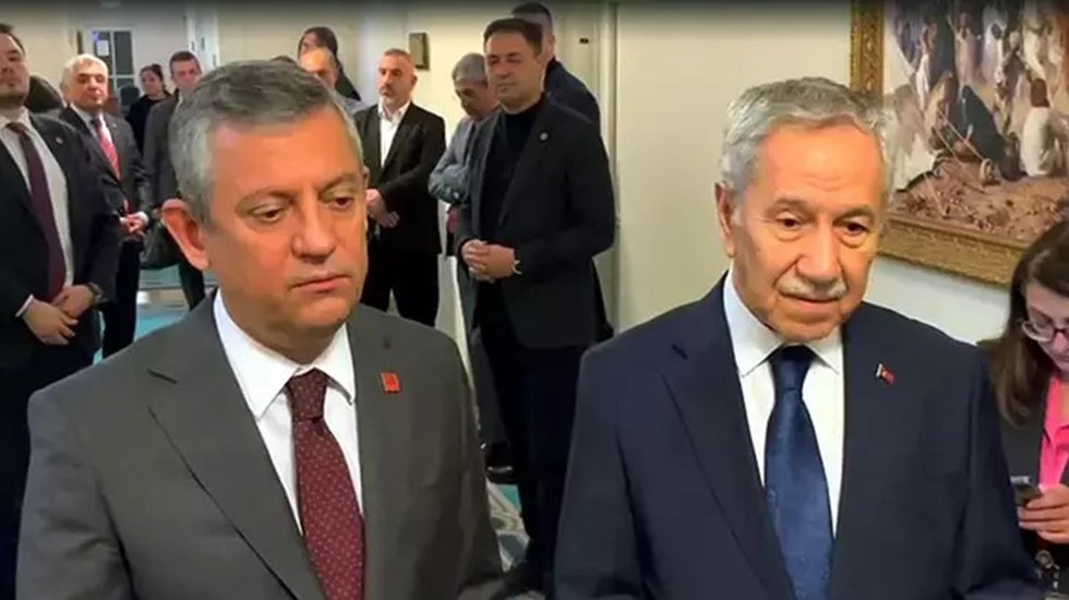 B&uuml;lent Arın&ccedil;'tan '&Ouml;zg&uuml;r &Ouml;zel' ve 'mutlak butlan' a&ccedil;ıklamaları&hellip;