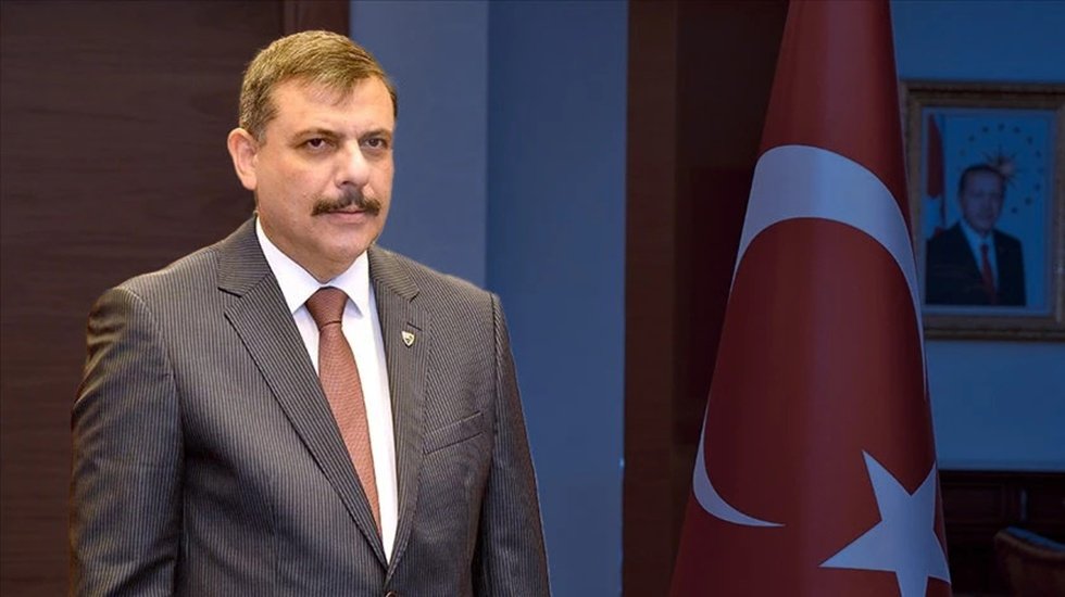 İ&ccedil;işleri Bakanı &Ccedil;ift&ccedil;i&rsquo;den "&Uuml;mmetin Başı Erdoğan" &Ccedil;ıkışı: "Abd&uuml;lhamid neyse o da odur!"