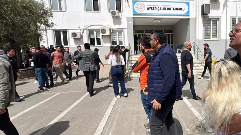 Kahramanmaraş&rsquo;ta Okulda Katliam: Can kaybı 9'a y&uuml;kseldi...