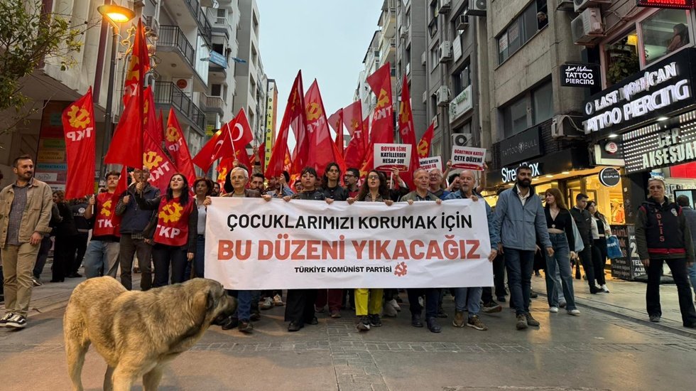 Okul saldırılarının ardından TKP sokağa &ccedil;ıktı: Tarikatların bakanı Yusuf Tekin istifa