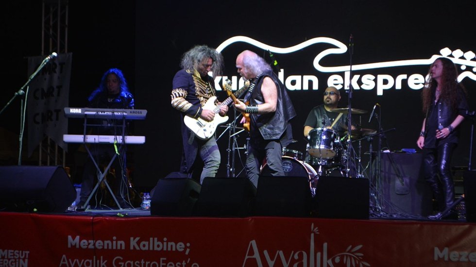 Ayvalık, Anadolu Rock&rsquo;ın efsaneleriyle coştu