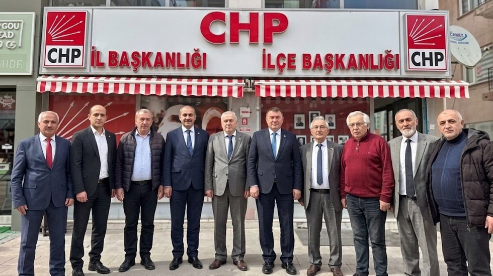 CHP Afyonkarahisar İl Başkanlığı'ndan dikkat &ccedil;eken a&ccedil;ıklama: Burcu K&ouml;ksal AKP'ye mi ge&ccedil;iyor?