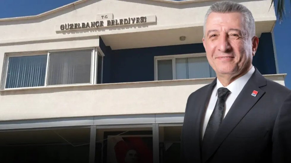İzmir'de hareketli sabah: G&uuml;zelbah&ccedil;e Belediye Başkanı ve eski başkan g&ouml;zaltına alındı